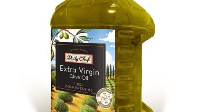 زيت الزيتون الأصلي مرتفع السعر ويستحق -إذا كان الزيت الذي أمامنا حقيقيا- معاملة أفضل من خزنه بمستوعبات من البلاستيك