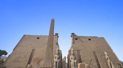 في-مثل-هذه-المعابد-وصروح-الحكمة-المصرية-القديمة-درس-الكثير-من-فلاسفة-اليونان